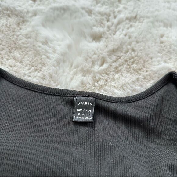 SHEIN ultra cropped black crop top - Picture 9 of 11